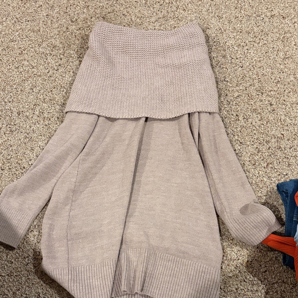 H&M Beige Knit Sweater